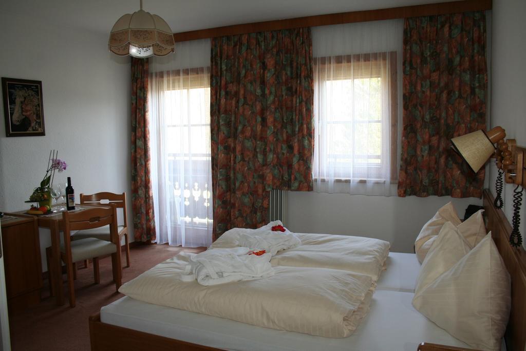 Hotel Gasthof Schweizerhaus Stuhlfelden エクステリア 写真