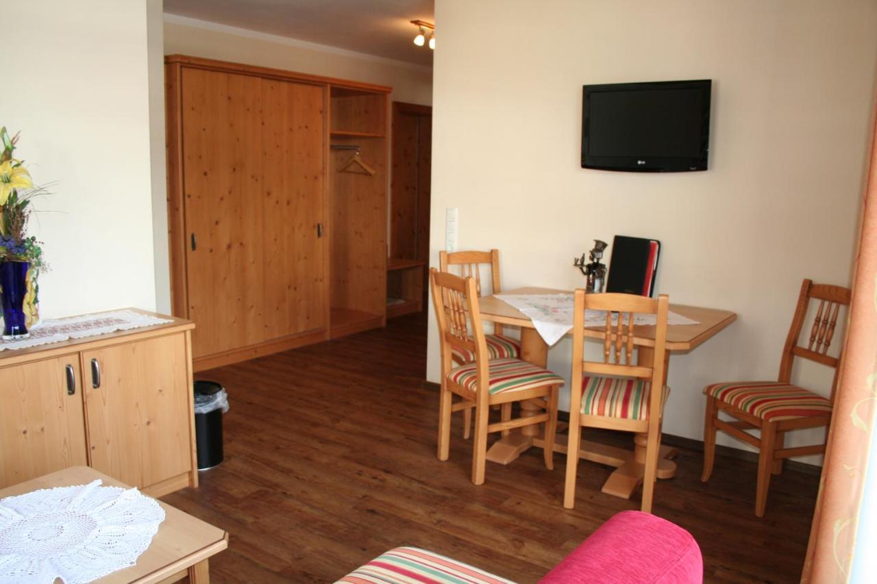 Hotel Gasthof Schweizerhaus Stuhlfelden エクステリア 写真